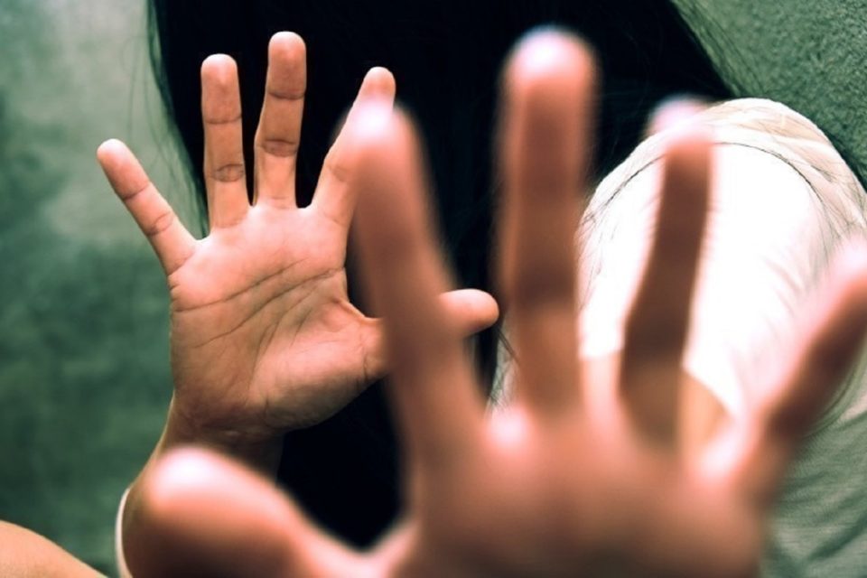 ABUS SEXUELS PRÉSUMÉS À JAXAAY : Une adolescente droguée, violée et  engrossée par un boulanger de 15 ans