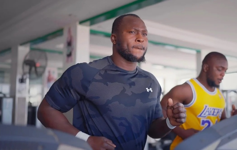 DEFENSE DE LA COURONNE ROYALE : Modou Lô est retourné en France pour affûter ses armes avant son choc contre Sa Thiès DEFENSE DE LA COURONNE ROYALE : Modou Lô est retourné en France pour affûter ses armes avant son choc contre Sa Thiès