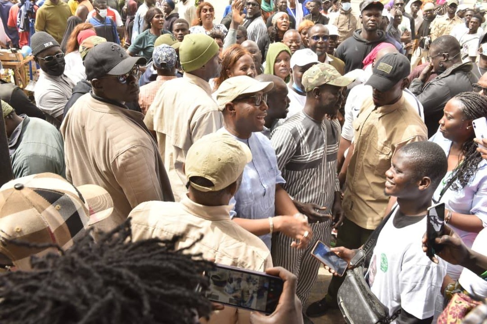 Barth fait fort à Keur Massar Barth fait fort à Keur Massar
