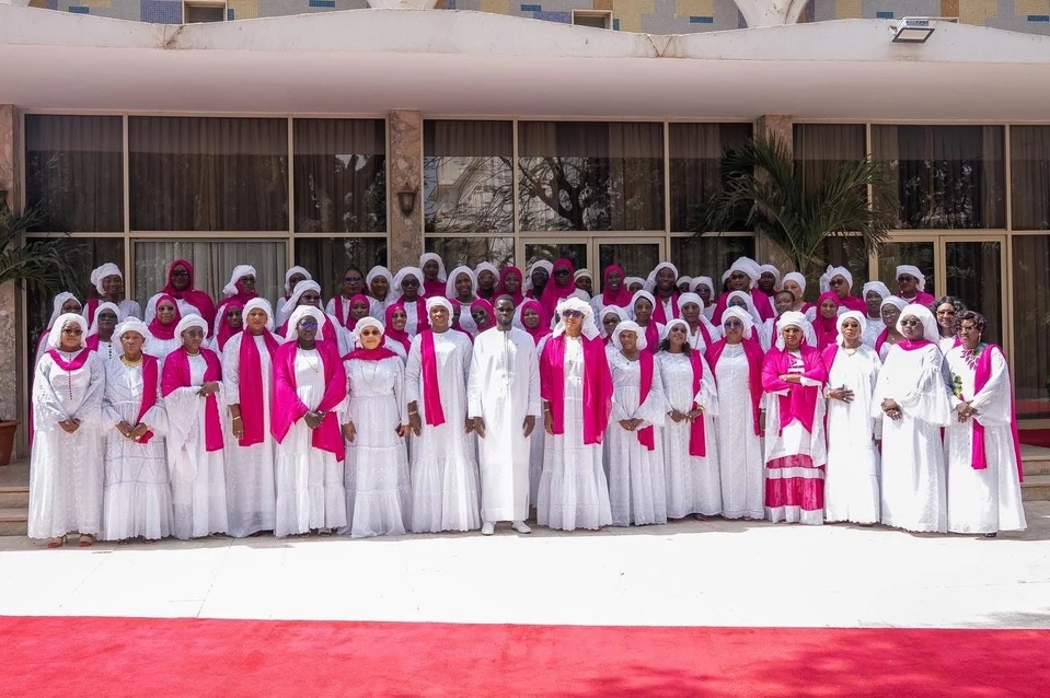8 mars : Diomaye a reçu l'Amicale des femmes de la Présidence