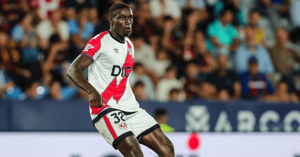 RENOUVEAU DEFENSIF CHEZ LES LIONS : Nobel Mendy dans la Tanière pour mars RENOUVEAU DEFENSIF CHEZ LES LIONS : Nobel Mendy dans la Tanière pour mars