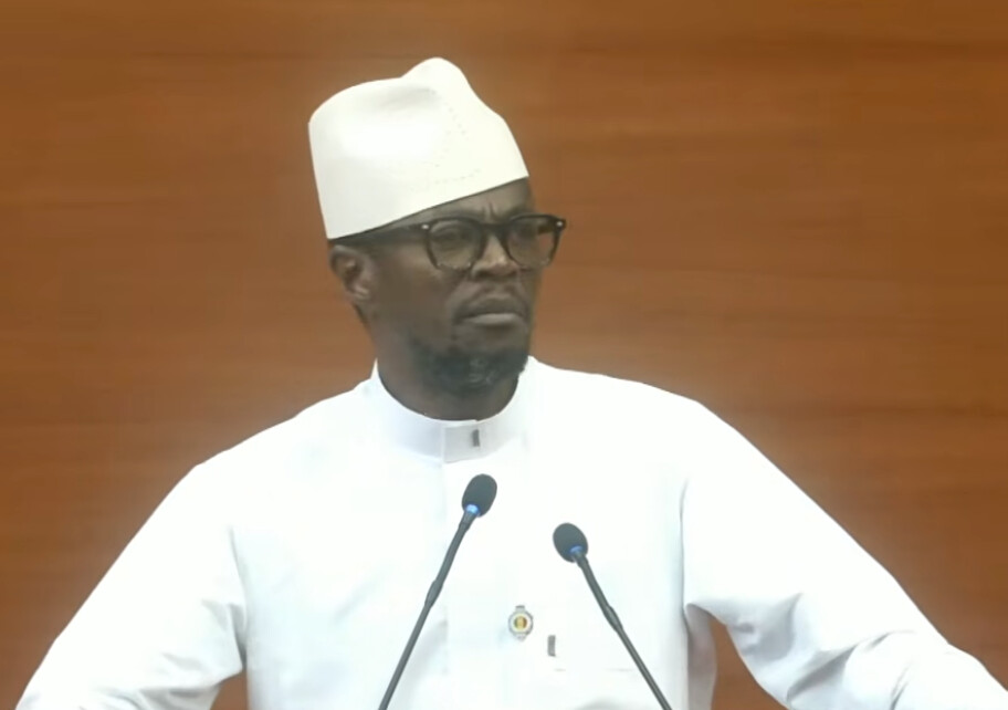 EXAMEN DU PROJET DE LOI MODIFIANT L’ARTICLE 319 DU CODE PENAL, PORTANT SUR LES ACTES CONTRE-NATURE:Abdou Mbow demande l’ajournement de la séance, accuse Pastef d’avoir rendu permissive l’homosexualité et s’attire les foudres de ses collèges de la maj