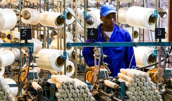 Hausse de 1,0% des prix de la production industrielle