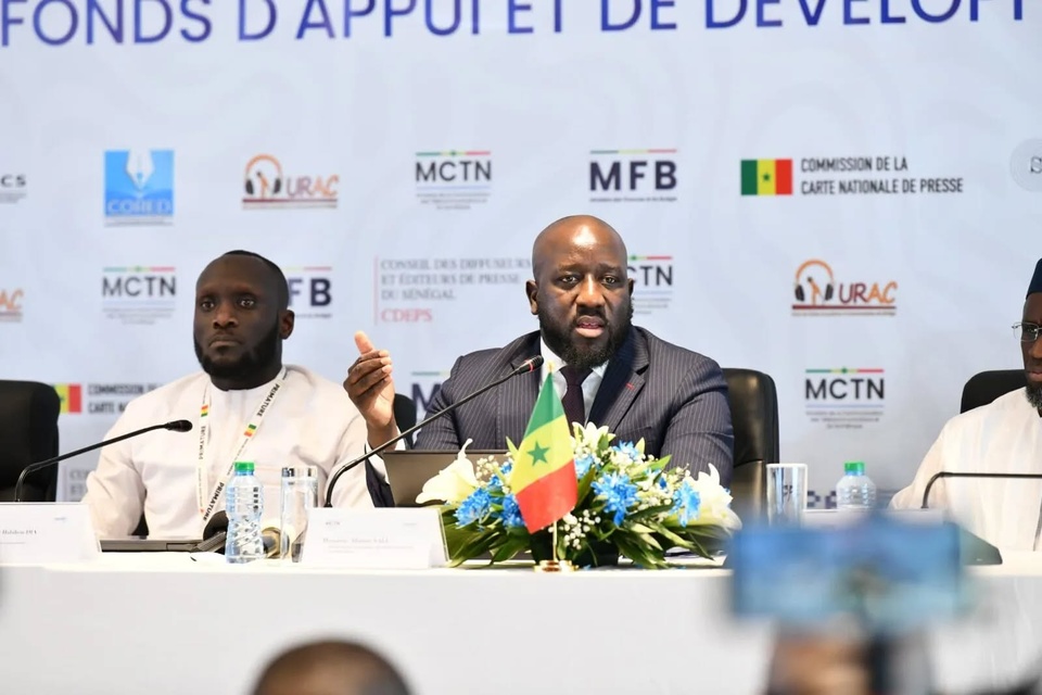 PUBLICATION DU RAPPORT SUR LE FONDS D’APPUI ET DE DEVELOPPEMENT DE  LA PRESSE ( FADP) Walfadjri rafle la mise avec plus de 100 millions ; seuls 7 quotidiens bénéficiaires; les médias publics se tapent la part du lion; Gfm, 7Tv, Dmedia, Emedia… les gr