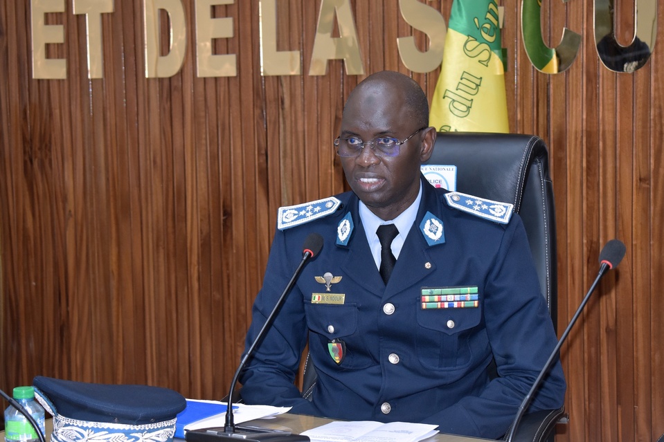 Mame Seydou Ndour est vraiment en train de changer le visage de la police. Mame Seydou Ndour est vraiment en train de changer le visage de la police.