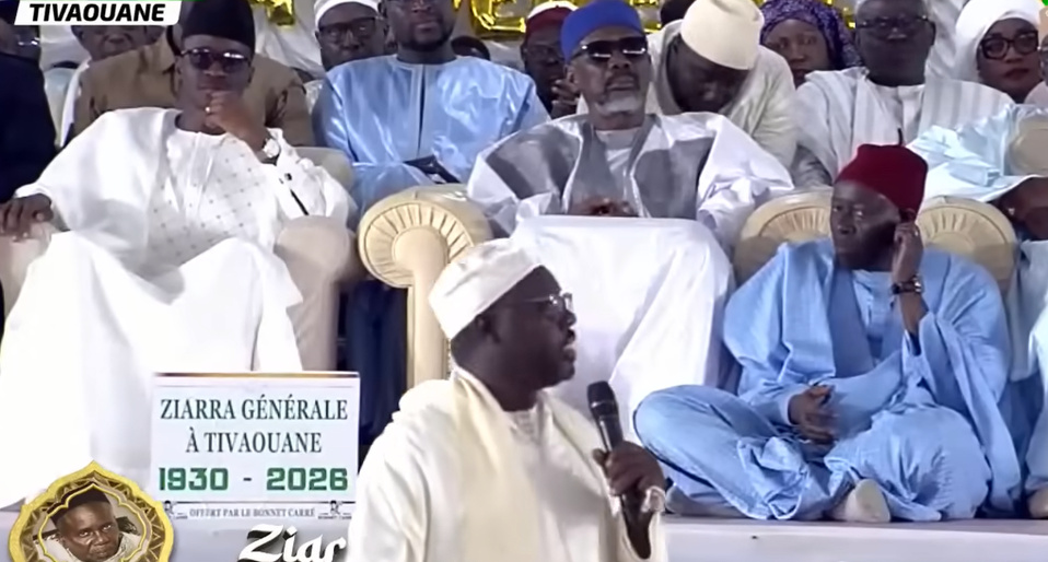 ATTAQUES CONTRE LA TARIKHA TIDIANE DANS L’EMISSION KHOUNT-BI : Serigne Moustapha Sy Al Amine indigné, Pape Alé Niang sauve la face et suspend l'émission ATTAQUES CONTRE LA TARIKHA TIDIANE DANS L’EMISSION KHOUNT-BI : Serigne Moustapha Sy Al Amine indigné, Pape Alé Niang sauve la face et suspend l'émission