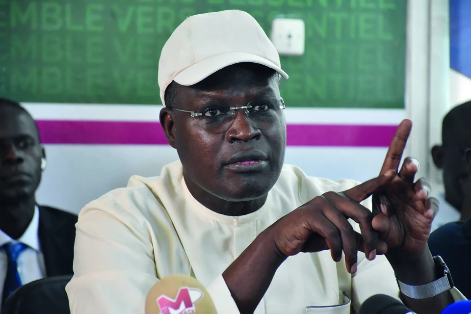 Rencontre entre une délégation de l'Afp avec celle de Taxawu Rencontre entre une délégation de l'Afp avec celle de Taxawu