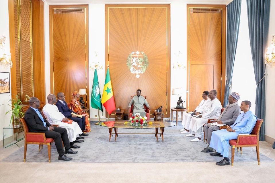 Préparation du centenaire de l'ancien Président, Wade : Une délégation du PDS reçue au Palais Préparation du centenaire de l'ancien Président, Wade : Une délégation du PDS reçue au Palais