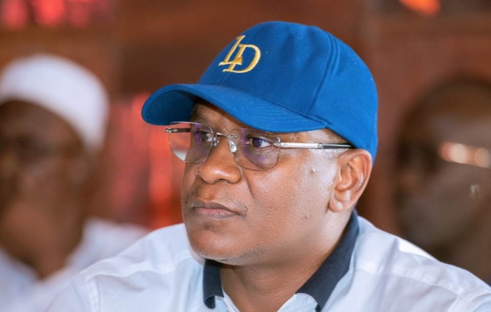 INCAPACITÉ DE LAT DIOP A HONORER SES RENDEZ-VOUS MEDICAUX A L’ETRANGER : Fambengue Sène exaspérée demande la levée du bracelet électronique et annonce une tournée auprès des religieux INCAPACITÉ DE LAT DIOP A HONORER SES RENDEZ-VOUS MEDICAUX A L’ETRANGER : Fambengue Sène exaspérée demande la levée du bracelet électronique et annonce une tournée auprès des religieux