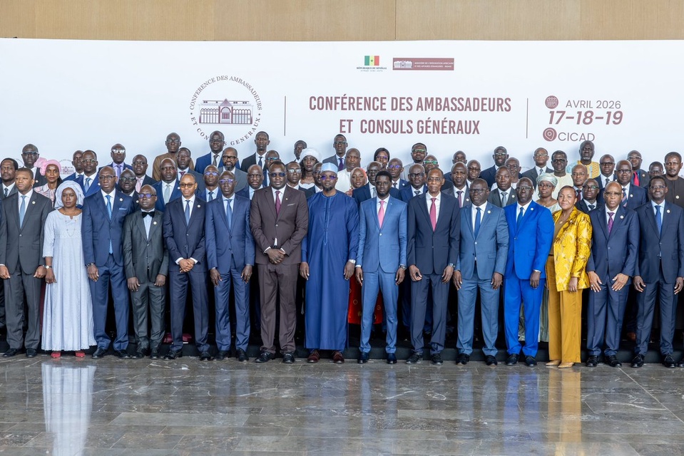 7E CONFÉRENCE DES AMBASSADEURS A DIAMNIADIO : Diomaye veut refonder le multilatéralisme en une diplomatie de présence, de souveraineté, de résultats et d’anticipation 7E CONFÉRENCE DES AMBASSADEURS A DIAMNIADIO : Diomaye veut refonder le multilatéralisme en une diplomatie de présence, de souveraineté, de résultats et d’anticipation