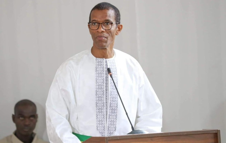 ALIOUNE NDOYE SUR LA REFONDATION DU PARTI SOCIALISTE « Le Ps meurt de son refus obstiné de se regarder en face » ALIOUNE NDOYE SUR LA REFONDATION DU PARTI SOCIALISTE « Le Ps meurt de son refus obstiné de se regarder en face »