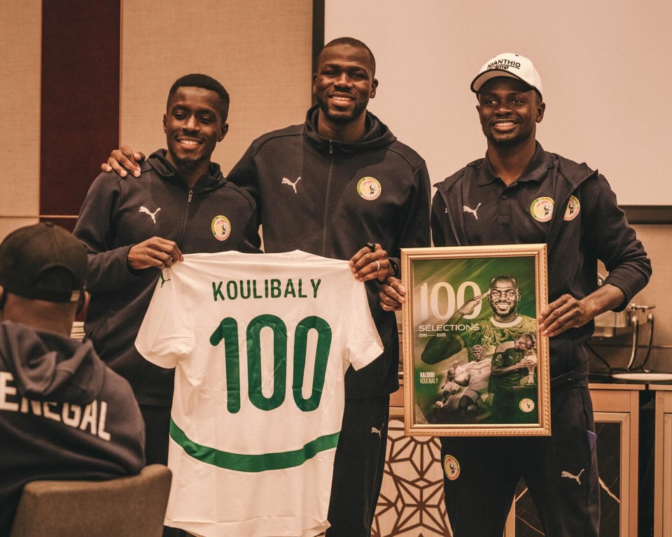 INFIRMERIE DES LIONS : Entre prudence pour Pape Guèye, attente pour Gana Guèye et inquiétude autour de Kalidou Koulibaly INFIRMERIE DES LIONS : Entre prudence pour Pape Guèye, attente pour Gana Guèye et inquiétude autour de Kalidou Koulibaly