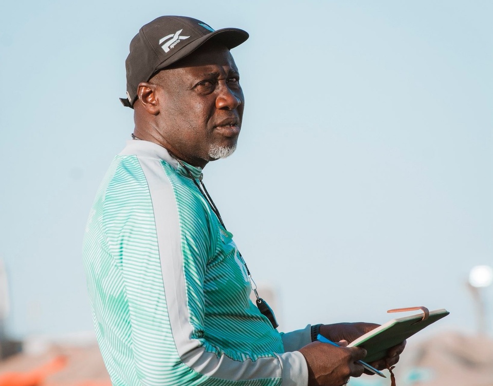 CRISE OUVERTE A L’AS PIKINE : Le coach Massamba Cissé charge la direction, le club réplique sèchement