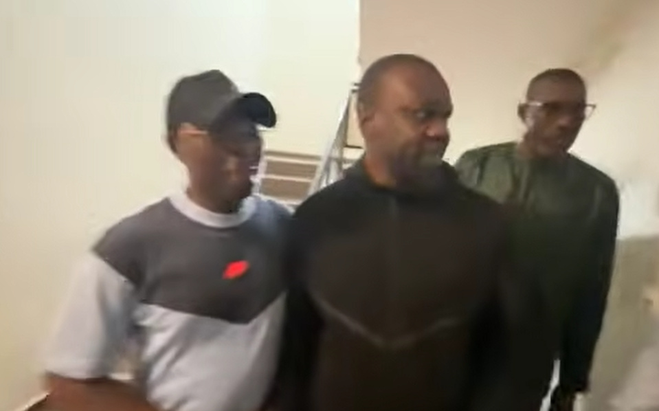 Sonko a quitté le Petit Palais à 23h 44