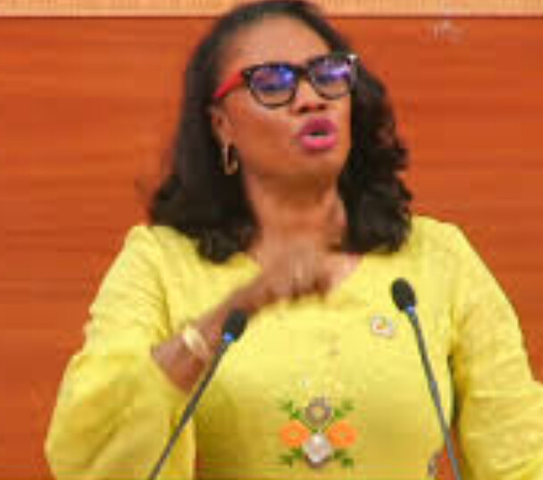Question d’actualité aux gouvernements : Marie Hélène Ndofenne Diouf menace ouvertement Diomaye Faye de  faire tomber tous ses gouvernements s’il démet Sonko