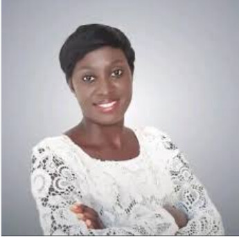 Khady Diène Gaye passe les dossiers à Clotilde Coly