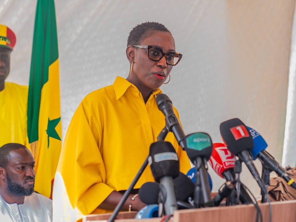 PASSATION DE SERVICE MINISTERE DE LA JEUNESSE ET DES SPORTS : Khady Diène Gaye met en garde sa successeure, Djirèye Clotilde Coly prône la continuité