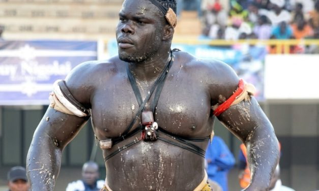 LUTTE SENEGALAISE : Reug-Reug suspendu six mois et condamné à une amende d’un million F Cfa après une affaire de cruauté animale