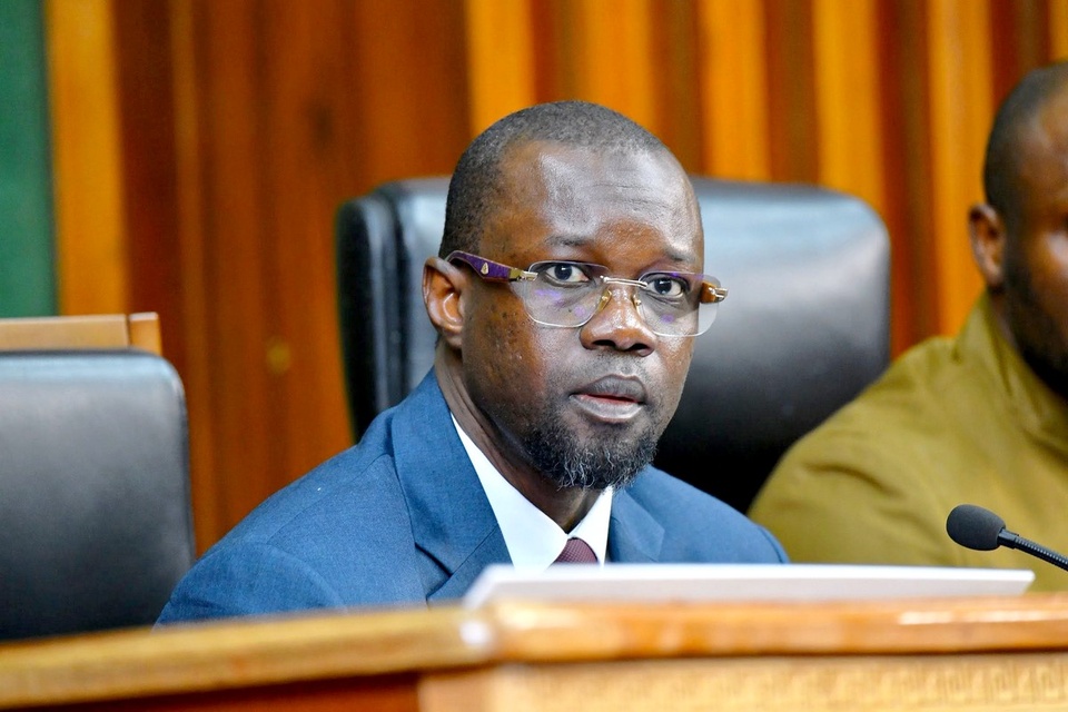 RÉVISION CONSTITUTIONNELLE PORTÉE PAR L’ASSEMBLÉE NATIONALE : Sonko laisse à Diomaye le soin de publier son Avis et avertit que seul la proposition de loi des députés va rester valable
