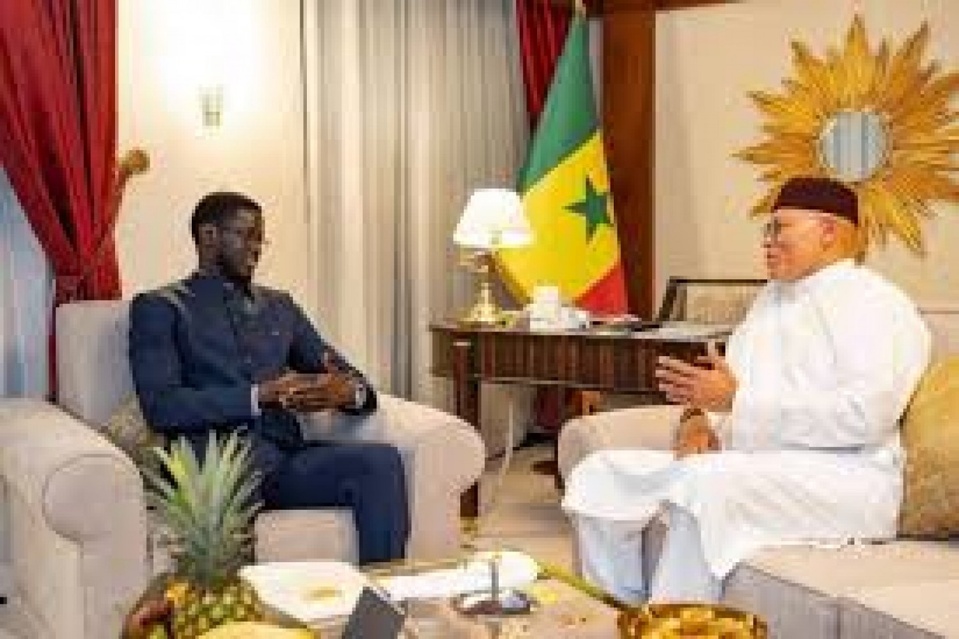 Diomaye Faye est rentré à Dakar hier ; rencontre avec Karim Wade à Doha