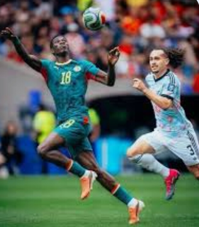 VAINQUEUR DE LA CAN, ROI DE L'EUROPE AVEC PALACE ET HISTORIQUE AU MONDIAL 2026 : LE SACRE INEVITABLE DU NOUVEAU ROI D'AFRIQUE ? Ismaïla Sarr, le braquage parfait pour le Ballon d’Or africain