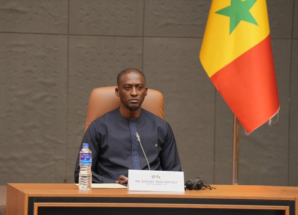 DOUCHE FROIDE SUR L’ÉCONOMIE SÉNÉGALAISE : Les investissements étrangers dégringolent de 90% DOUCHE FROIDE SUR L’ÉCONOMIE SÉNÉGALAISE : Les investissements étrangers dégringolent de 90%