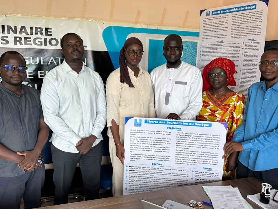 Le Cored a reçu, hier, selon un communiqué partagé avec la presse, un don de 200 exemplaires de la Charte des journalistes du Sénégal, réalisés sous forme de tableaux en vinyle PVC. Le Cored a reçu, hier, selon un communiqué partagé avec la presse, un don de 200 exemplaires de la Charte des journalistes du Sénégal, réalisés sous forme de tableaux en vinyle PVC.