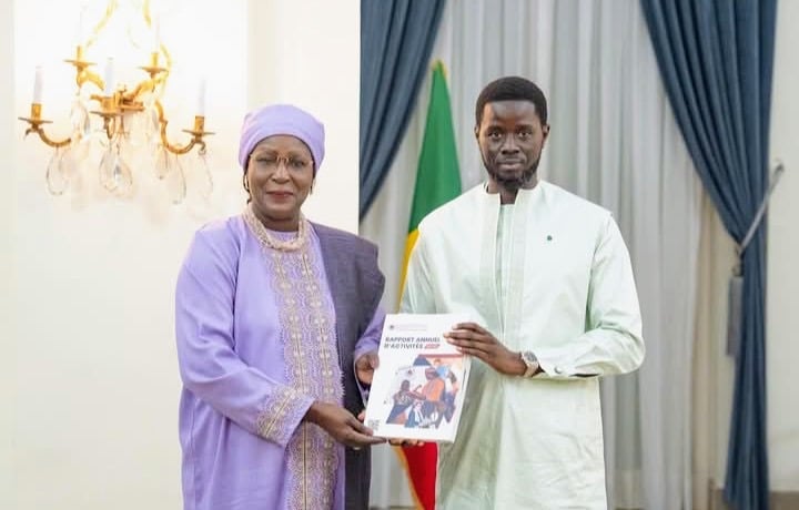 PRESENTATION DES RAPPORTS 2023-2025 DE LA CNDH : Amsatou Sow Sidibé salue les réformes, Diomaye Faye promet un soutien renforcé