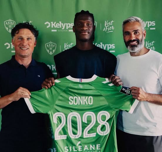 UNE FORMATION SOLIDE AU SENEGAL AVANT LE GRAND SAUT Lamine Sonko rejoint l'AS Saint-Étienne jusqu'en 2028