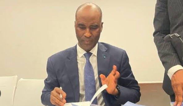 LES MOTS FAÇONNENT LE MONDE L’ambassadeur Oumar Demba Ba raconte l’atelier du discours et les mutations de la diplomatie