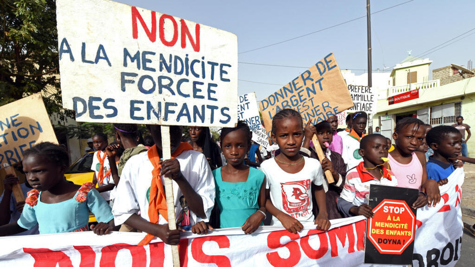LUTTE CONTRE LA MENDICITÉ, LES TRAITES ET LES TRAFICS : L’Adha salue l’action de l’État et appelle à remonter aux réseaux LUTTE CONTRE LA MENDICITÉ, LES TRAITES ET LES TRAFICS : L’Adha salue l’action de l’État et appelle à remonter aux réseaux