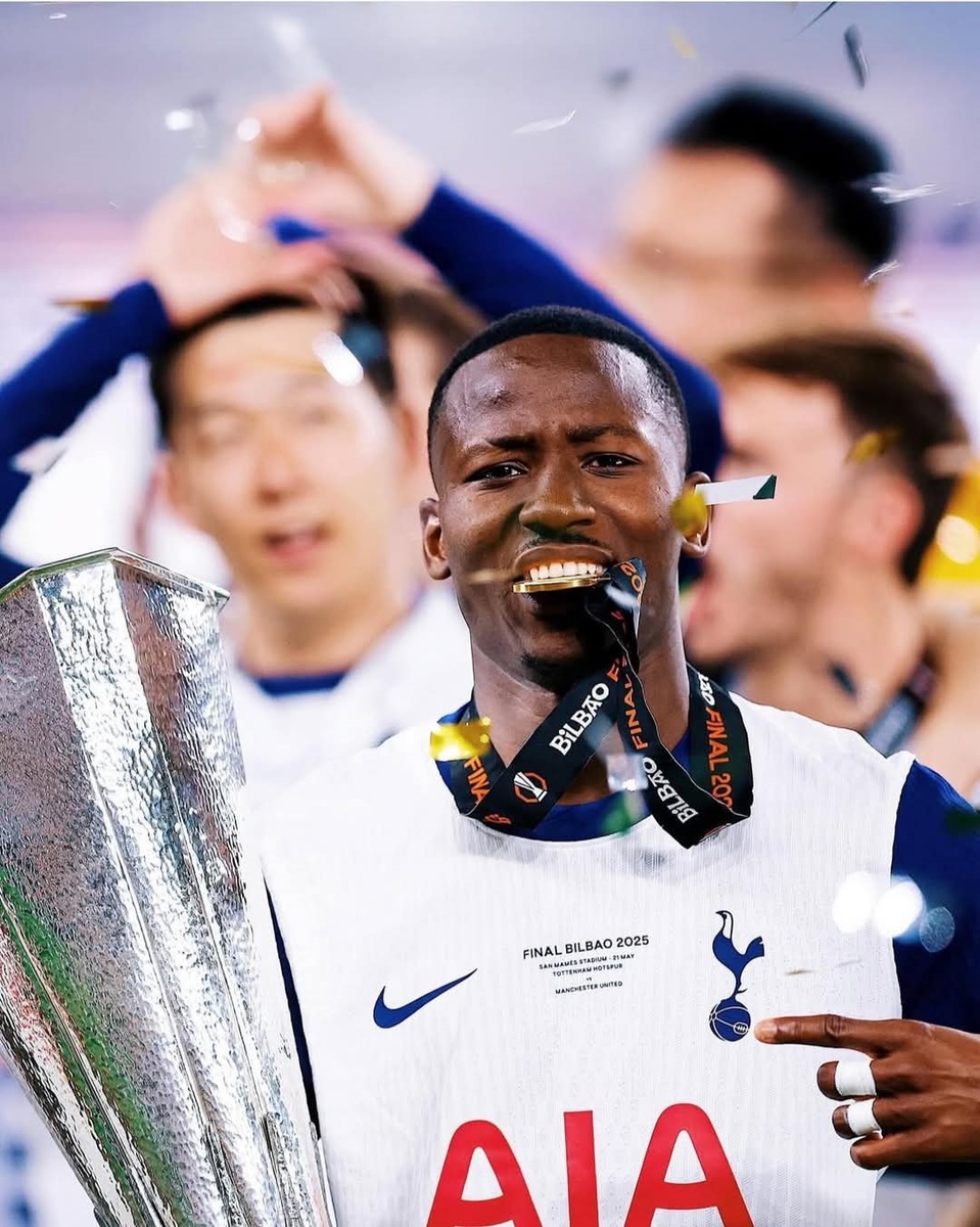 Négociations serrées entre Tottenham et Galatasaray pour Pape Matar Sarr