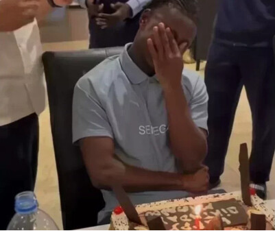 Belle ambiance dans la tanière : Mamadou Diakhon fête ses 21 ans