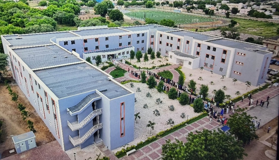 UNIVERSITES SENEGALAISES 10.100 lits et 7000 places de restaurant annoncés d’ici fin 2026