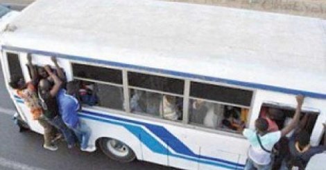 Transports En Commun Urbains : Voyage Au Cœur D’une Vitrine De L’incivisme