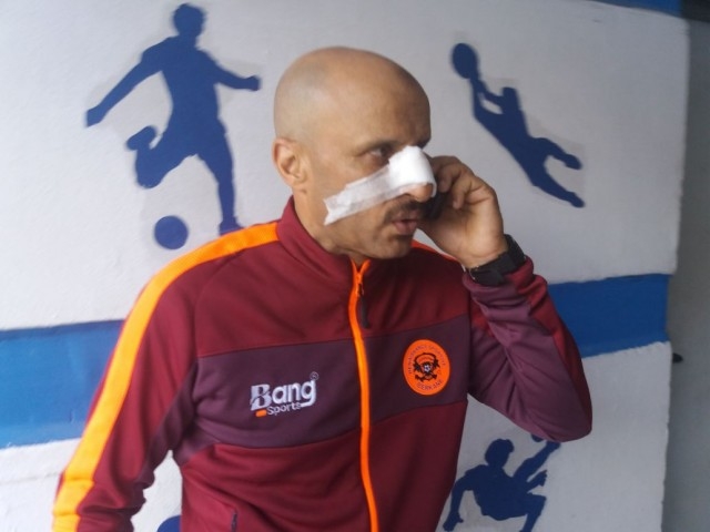 AVANT D’AFFRONTER GENERATION FOOT EN COUPE CAF: L’entraîneur de Berkane agressé