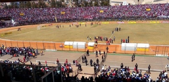 BOUSCULADE MEURTRIERE LORS DE MADAGASCAR-SENEGAL DU 8 SEPTEMBRE DERNIER: la Caf ferme le stade de Mahamasina pour 3 mois
