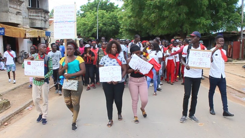 POUR RECLAMER LEUR DROIT A L’EDUCATION: Les étudiants des universités privées ont battu le macadam à Ziguinchor