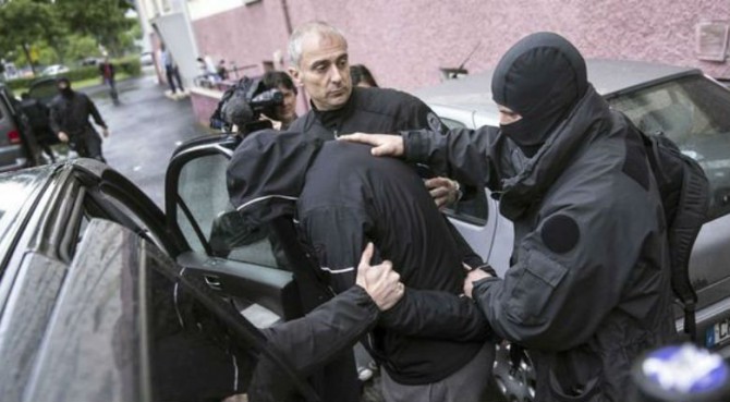 LA POLICE ESPAGNOLE DEMANTELE UN RESEAU DE CONTREBANDE DE MONTRES ROLEX OU HUBLOT CONTREFAITES: Deux Sénégalais et un Tunisien arrêtés… la valeur marchande estimée à plus de 624 millions