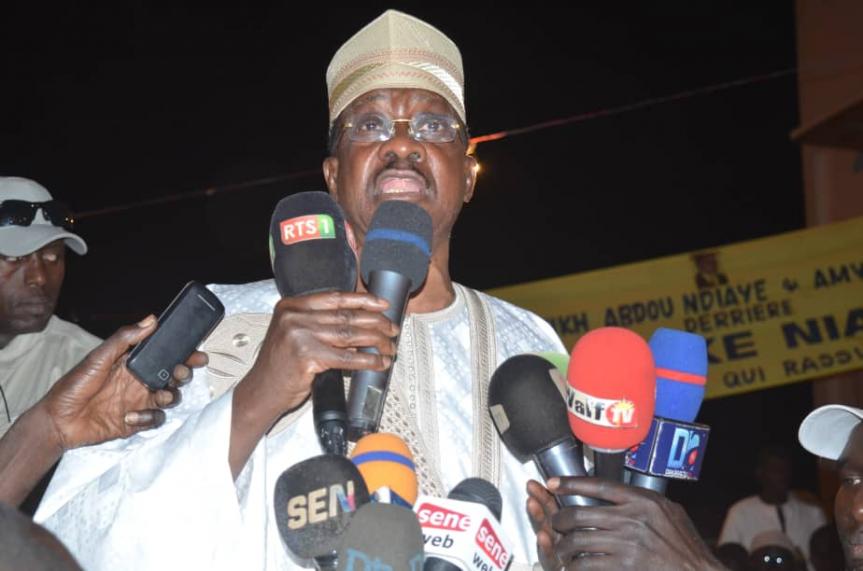 DERNIER MEETING DE MADICKE NIANG AU STADE ALASSANE DJIGO DE PIKINE : «Damay tocc leep lu Macky Sall tabaxoon, tabaxu Macky Sall yu fënëx yeep lay tocc»