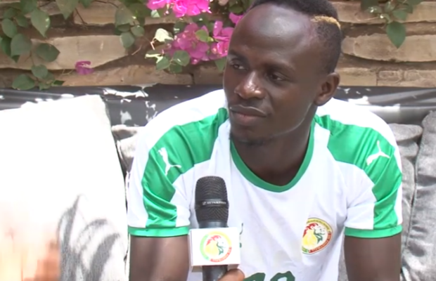 SADIO MANE POUSSE UN COUP DE GUEUL: «Un pays comme le Sénégal doit améliorer ses terrains de football»