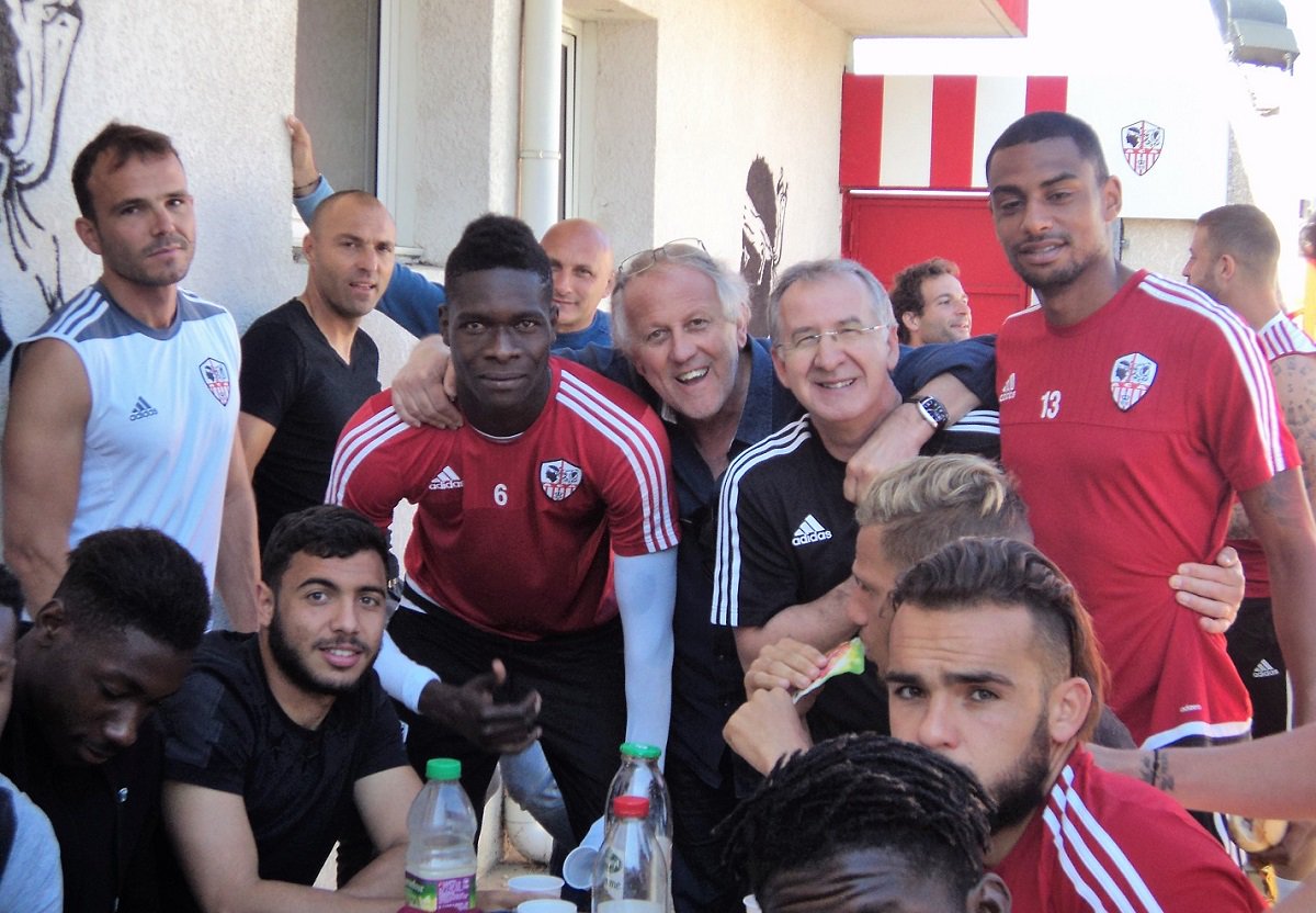 POUR FAIRE SIGNER HUIT JOUEURS COMME PROS L’ANNEE PROCHAINE : L’Académie Smash et Cneps Excellence unissent leurs forces