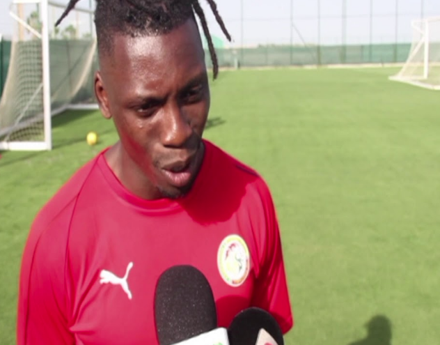 COULISSES : Lamine Gassama et les agents de la Bip