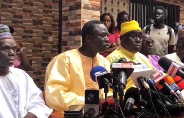 Affaire du Tee-shirt de Wally: Thione Seck renonce à sa plainte, Imam Kanté désavoue les "imams médiateurs"