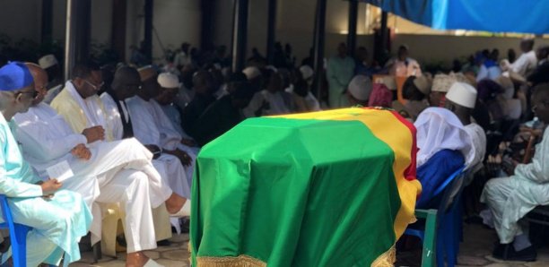 Amath Dansokho, commandeur dans l'ordre national du Lion