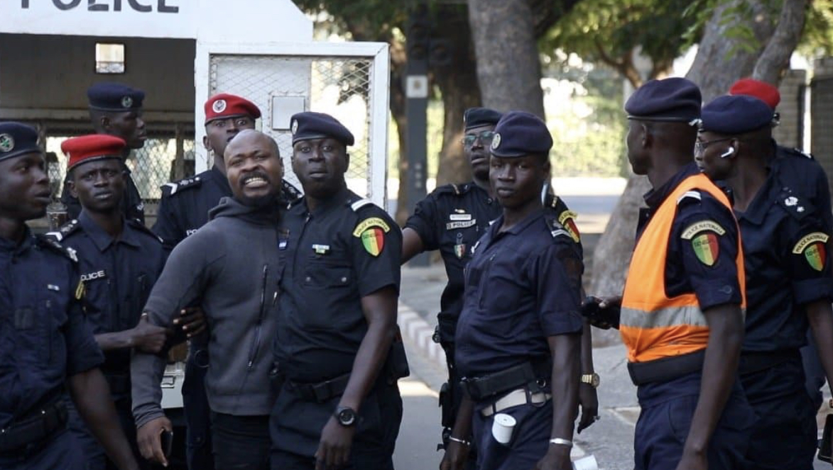AFFAIRE GUY MARIUS SAGNA ET CIE: Malick Biaye Diallo évacué au pavillon spécial, Me Khoureïchi Bâ sonne l’alerte et cogne sur l’administration pénitentiaire