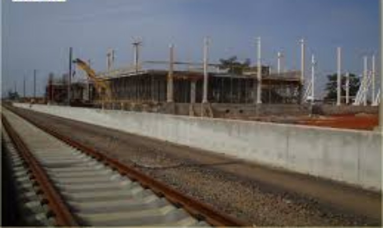 RÉSEAU FERROVIAIRE : L’ÉTAT VA GAGNER 200 MILLIARDS PAR AN