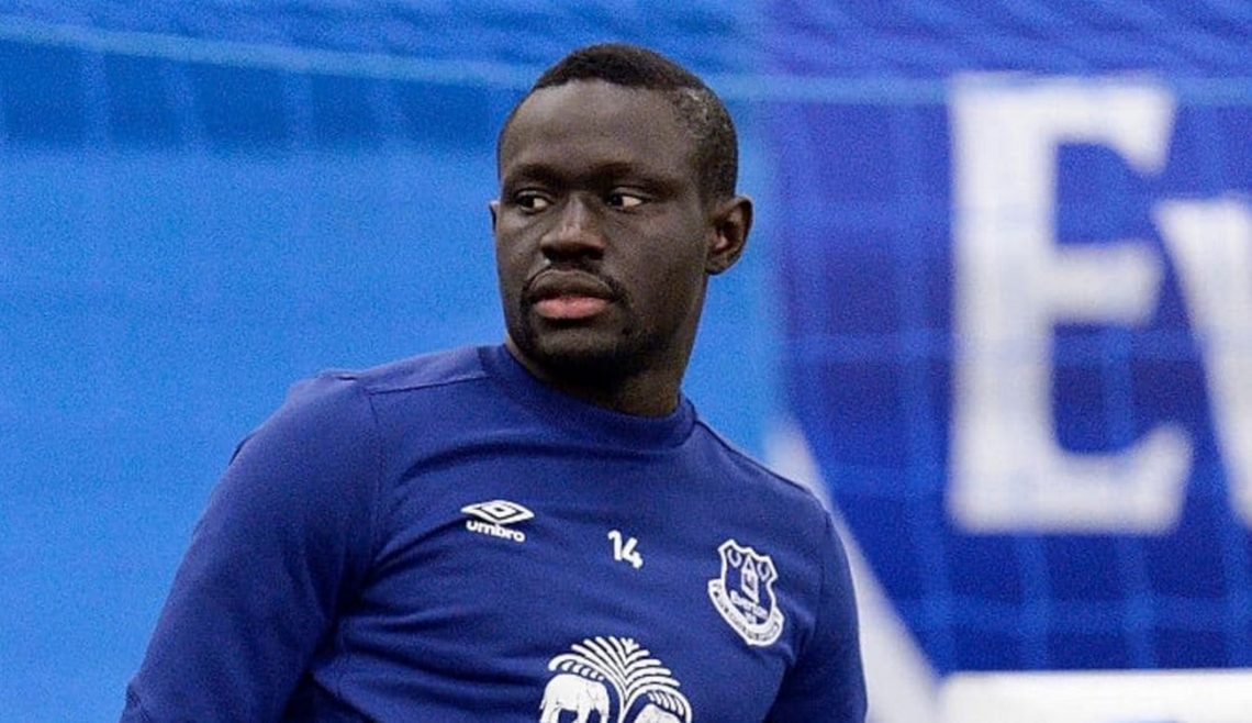 L'ATTAQUANT PESE LOURD : Everton essaye toujours de se débarrasser de Baye Omar Niasse en janvier, mais pas d'offres reçues