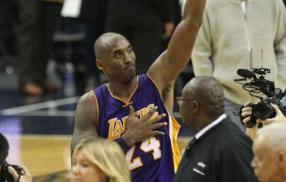 MORT ACCIDENTELLE DE KOBE BRYANT: Macky Sall salue la mémoire d’une «grande légende du basket»