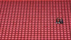 Ang. : la Premier League suspendue ! (officiel)